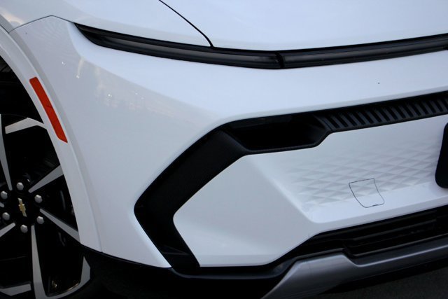 2025 Chevrolet Equinox EV 1LT - Photo 2