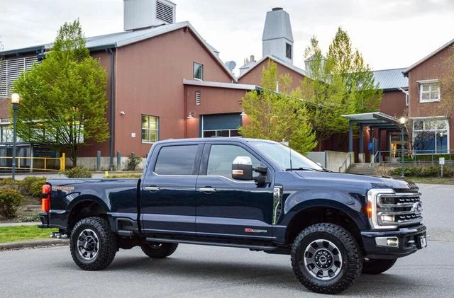 Used 2024 Blue Ford Platinum image 7