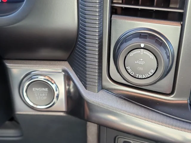 New 2026 Silver Metallic Ford Platinum image 29