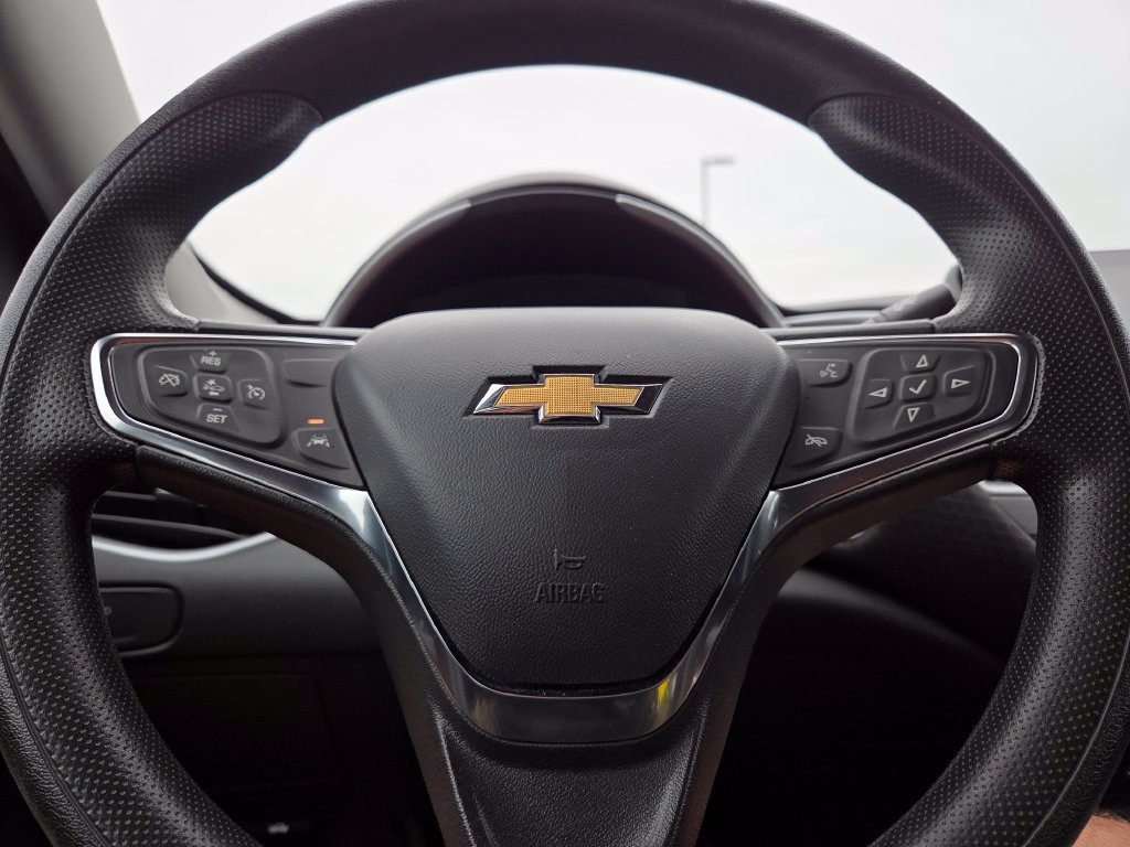 Used 2024 White Chevrolet LT image 22