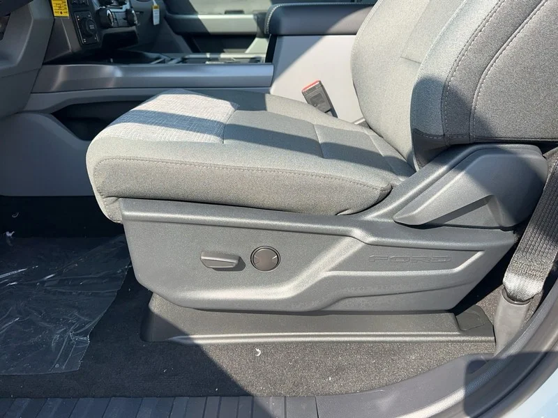 New 2026 Avalanche Ford XLT 4WD Crew Cab 6.75