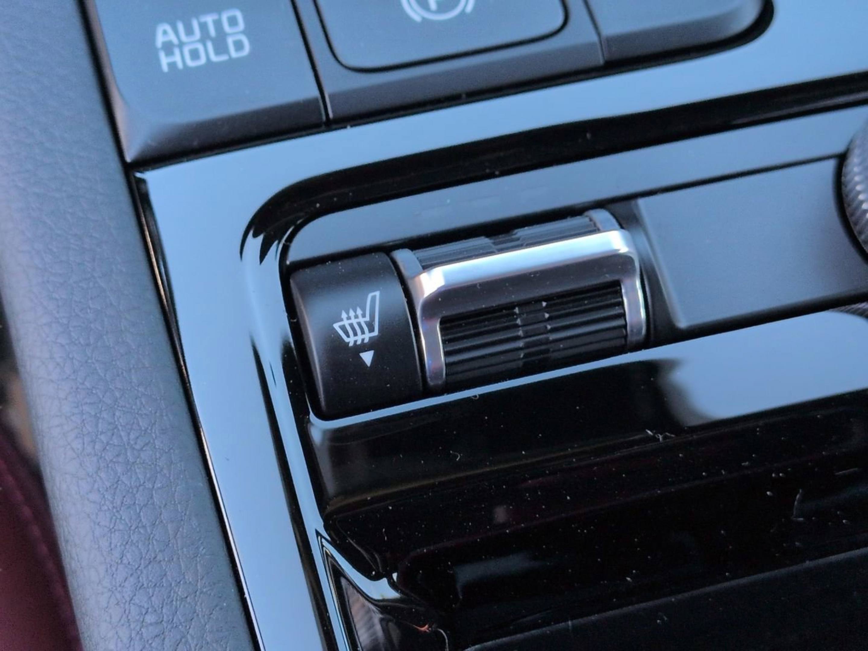 New 2026 Snow White Pearl Kia GT-Line FWD image 22