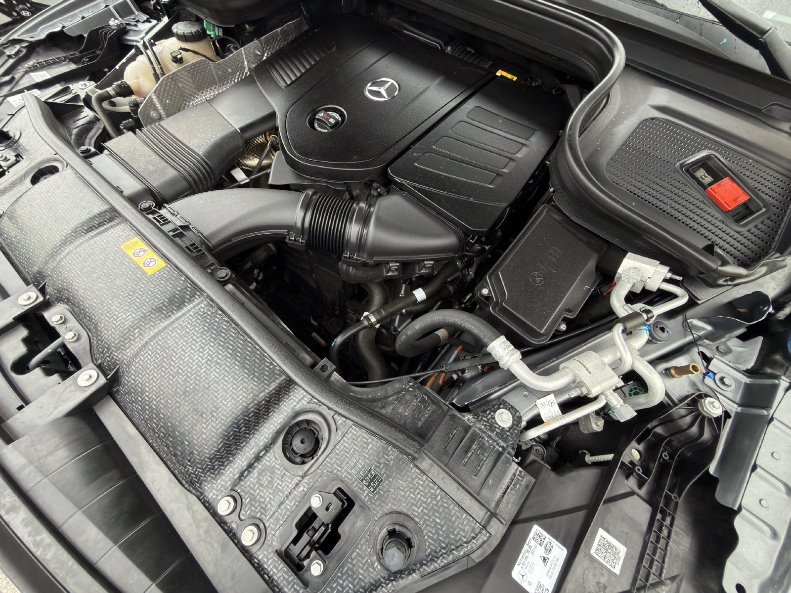 Used 2024 Gray Mercedes-Benz GLE 450e image 29