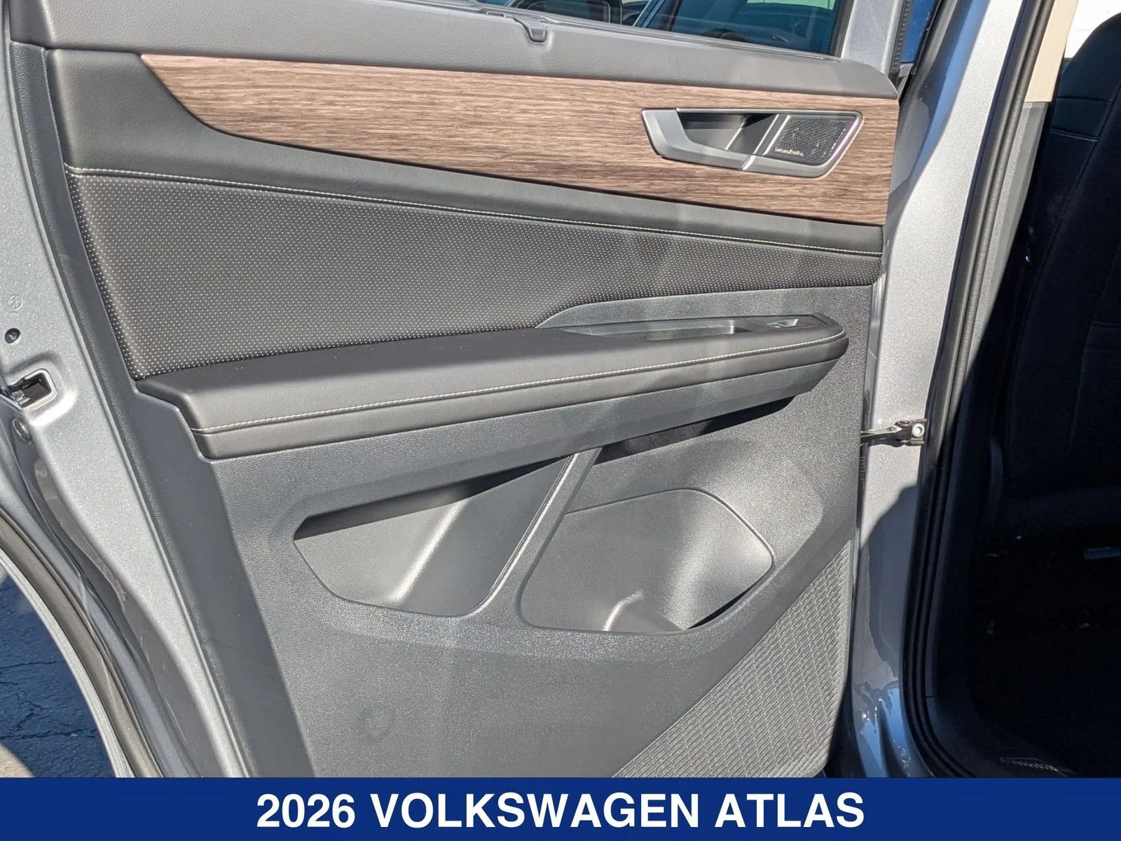 New 2026 Silver Mist Metallic Volkswagen 2.0T SEL Premium R-Line image 17