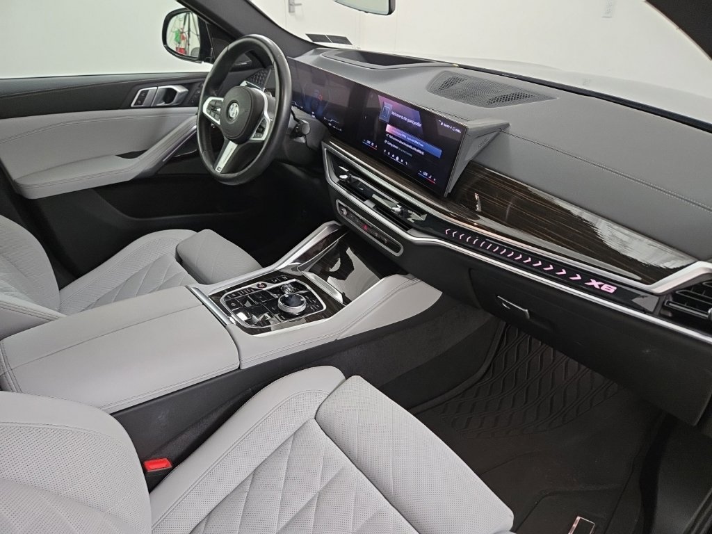 Used 2024 Carbon Black Metallic BMW xDrive40i image 25