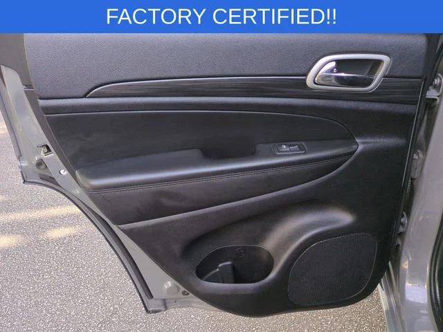 Used 2022 Gray Jeep Laredo X image 27