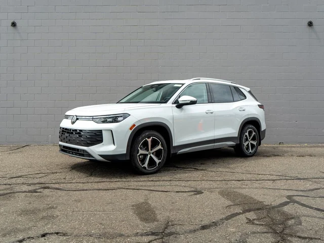 2026 Volkswagen Tiguan 2.0T SE
