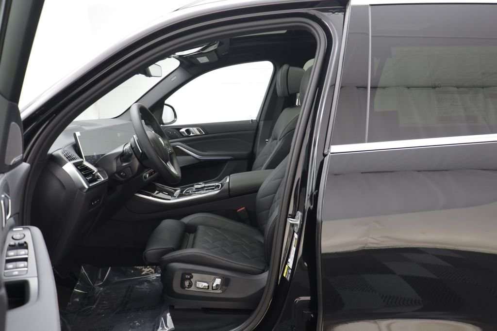 New 2026 Black Sapphire Metallic BMW xDrive50e image 6