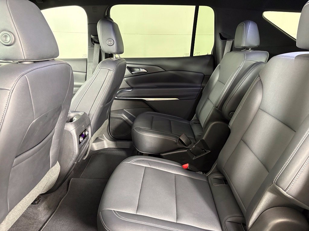 Used 2025 Black Chevrolet LT image 37