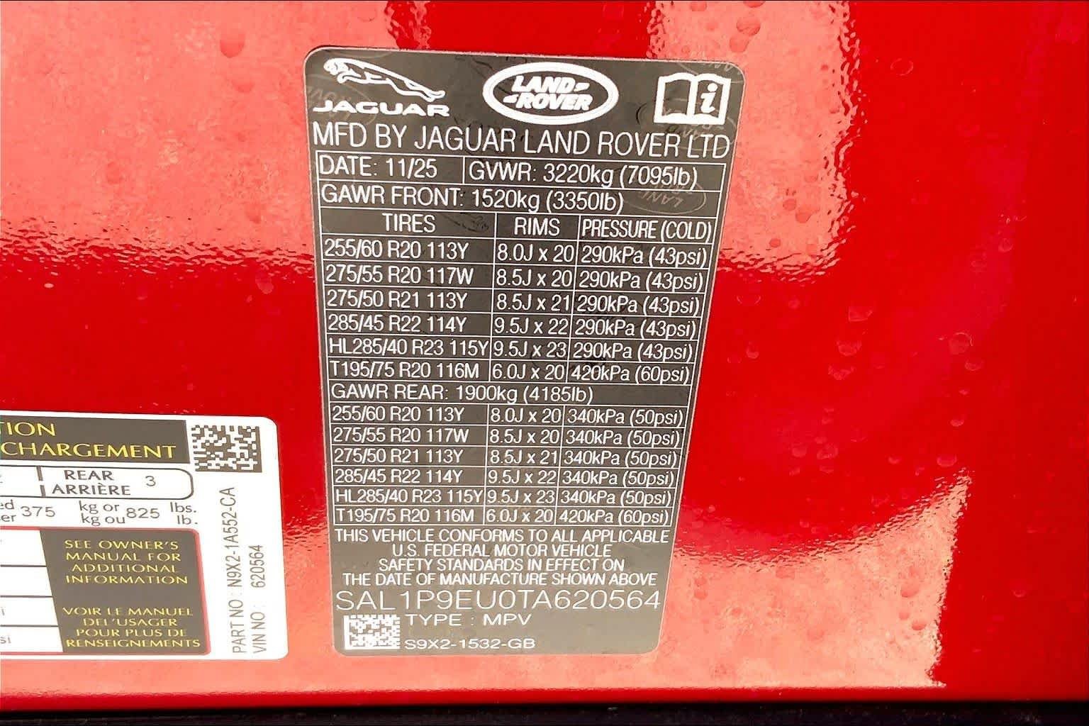New 2026 Firenze Red Land Rover SE image 19