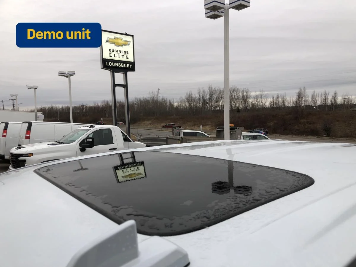 Used 2026 White Chevrolet 4WD Crew Cab 147" High Country image 22