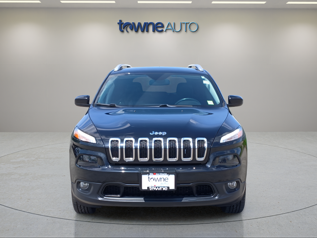 Used 2017 Black Jeep Latitude image 8
