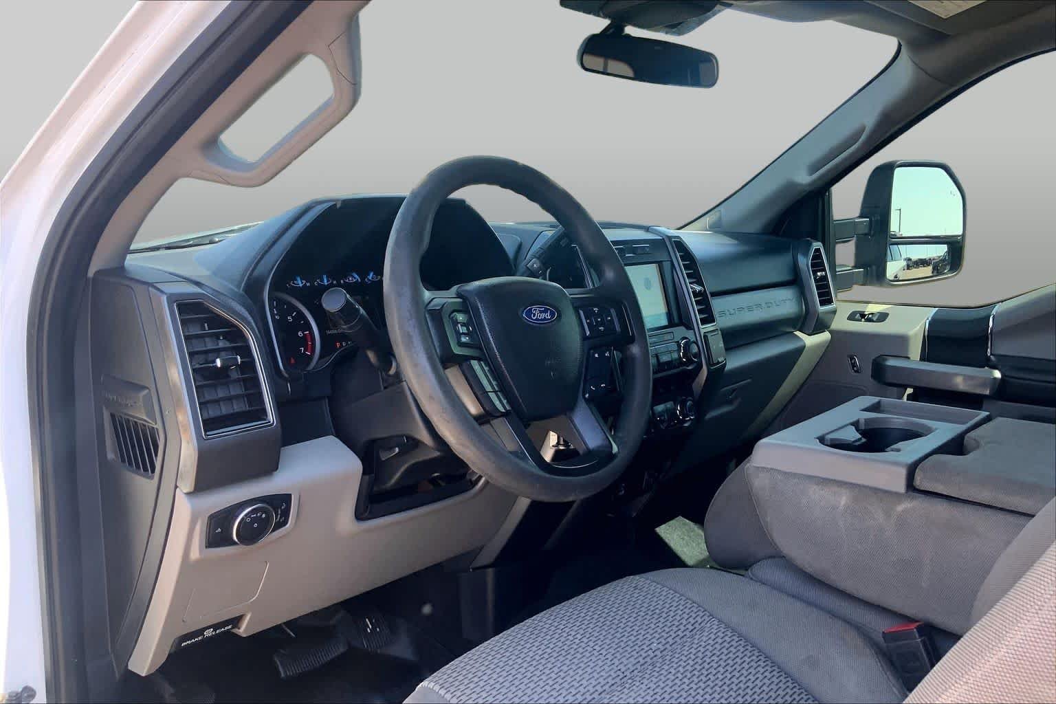 Used 2021 Oxford White Ford XLT image 18