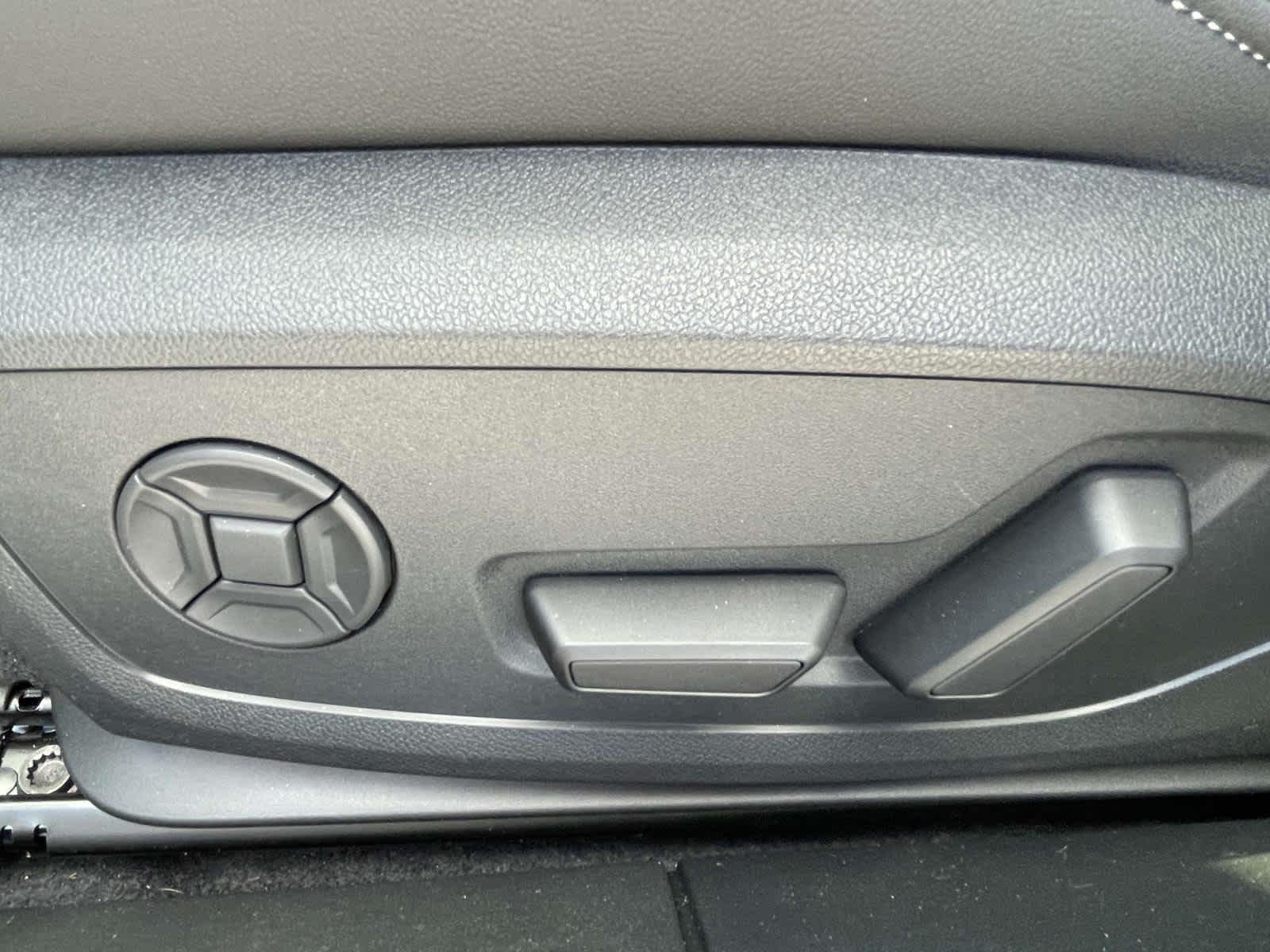 New 2026 6Y6Y/ Audi Premium Plus image 16