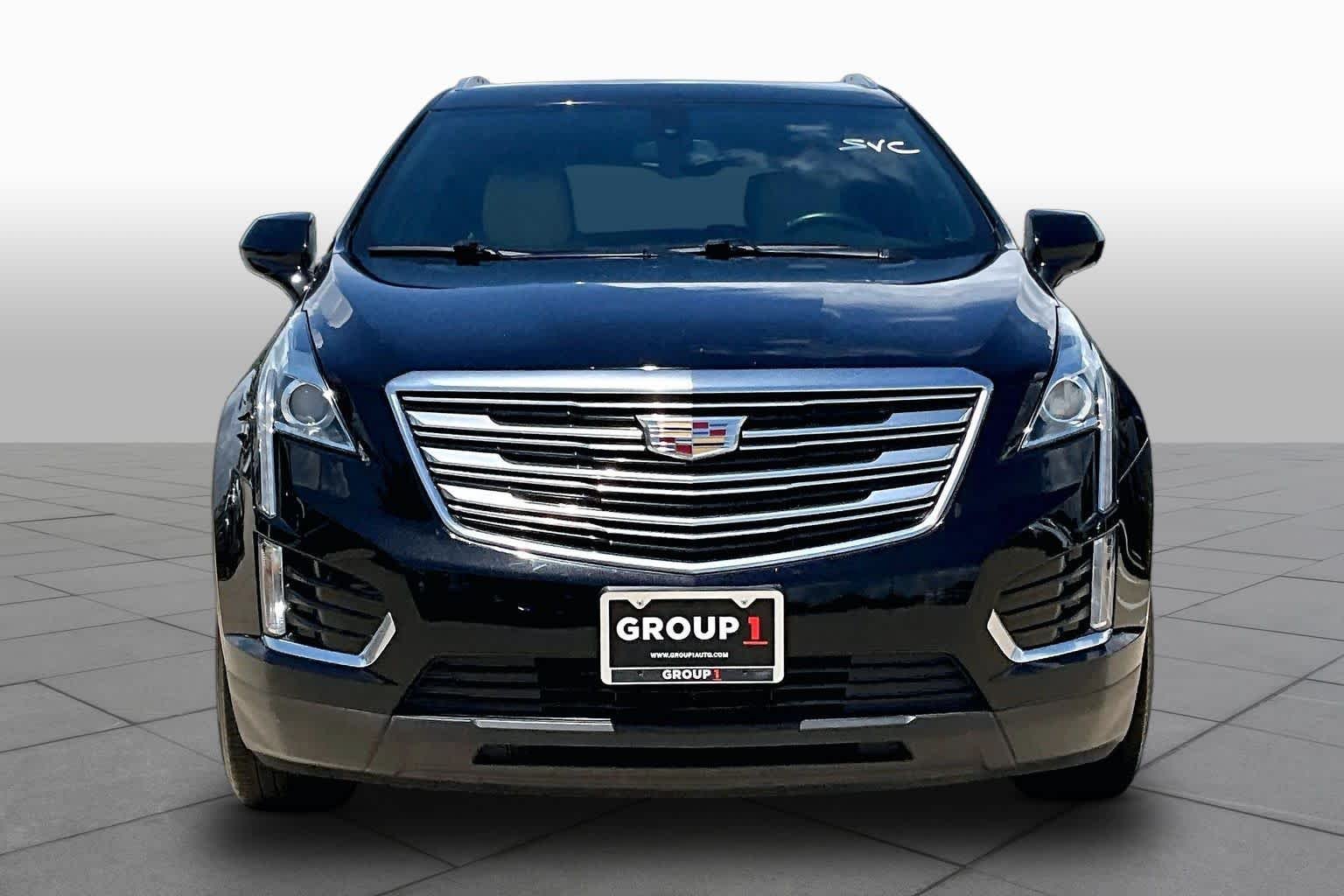 Pre-Owned 2017 Cadillac XT5 FWD