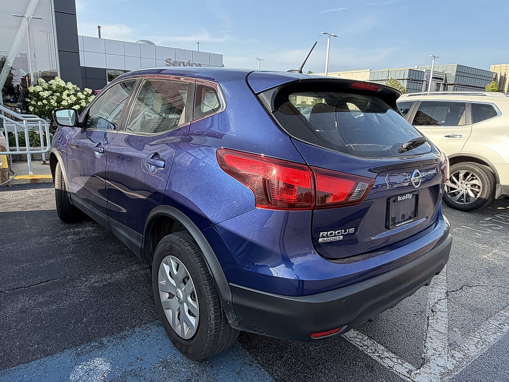 Used 2019 Caspian Blue Metallic Nissan S image 33