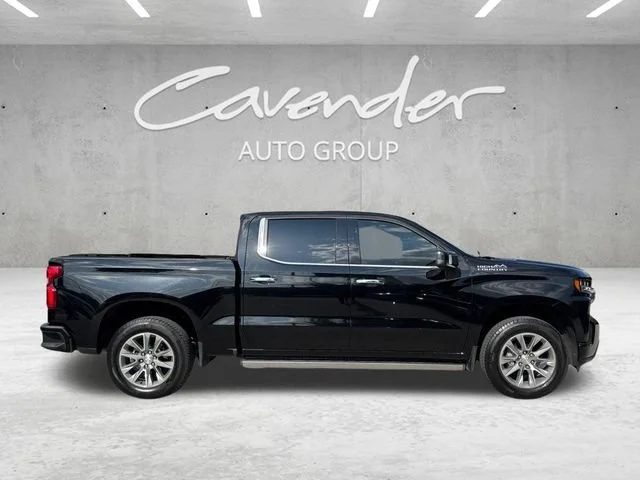 Used 2020 Black Chevrolet High Country image 18
