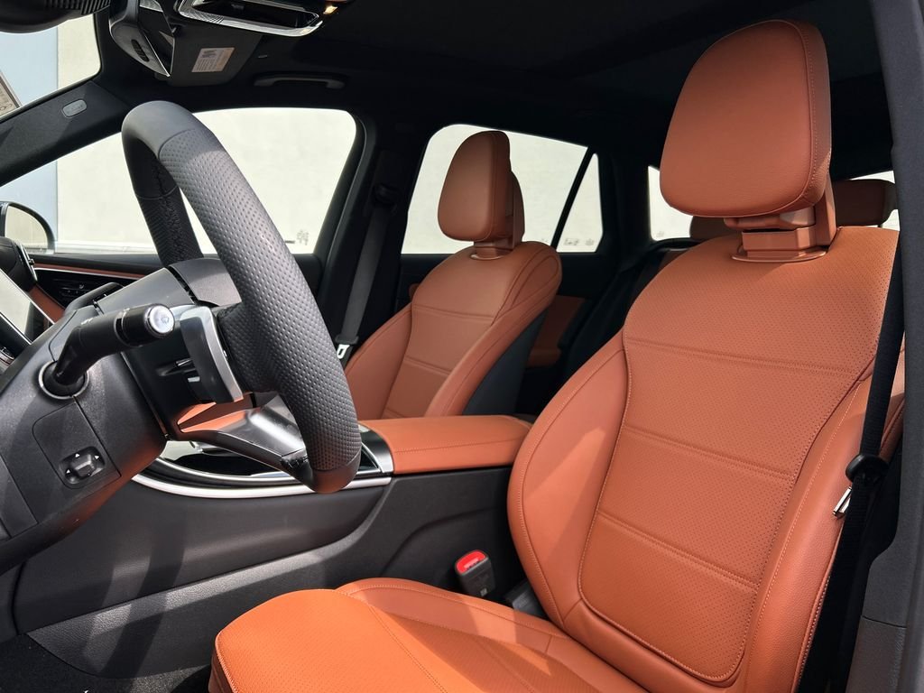 New 2027 Black Mercedes-Benz GLC 300 image 15