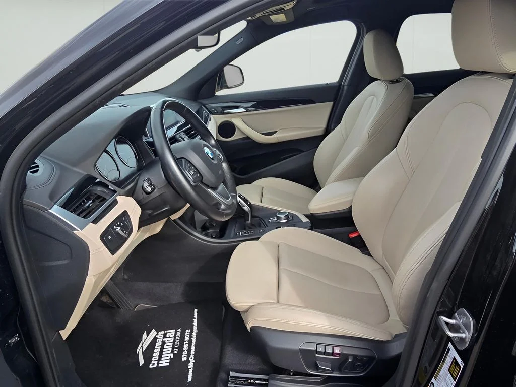 Used 2023 Jet Black BMW xDrive28i image 23
