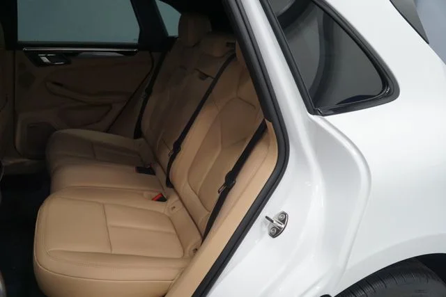 2026 Porsche Macan S - Photo 25