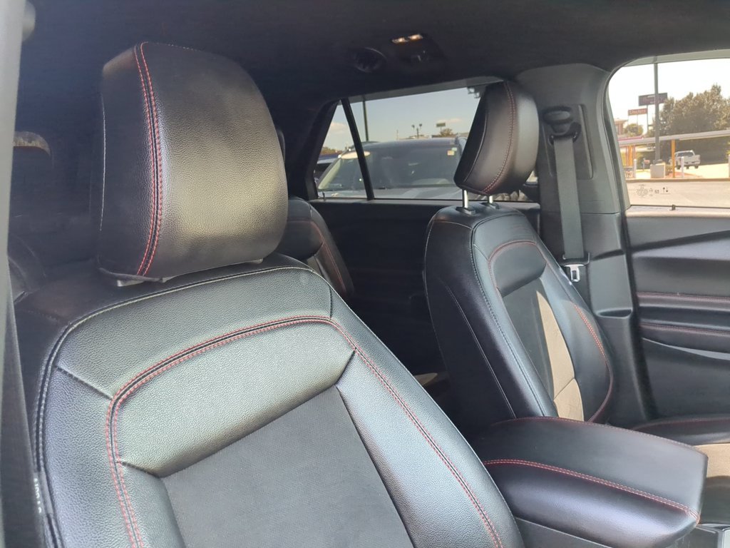 Used 2023  Ford ST-Line image 29