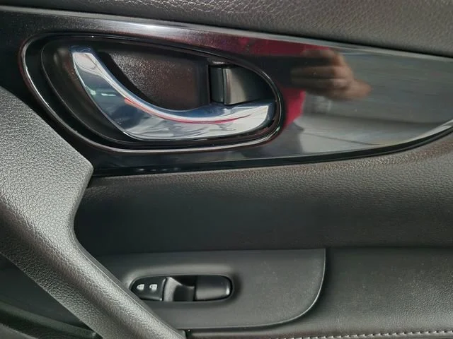 2022 Nissan Rogue Sport SV - Photo 34