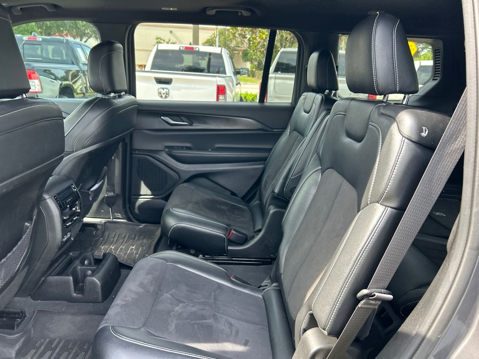 Certified Used 2023 Gray Jeep Altitude X image 10