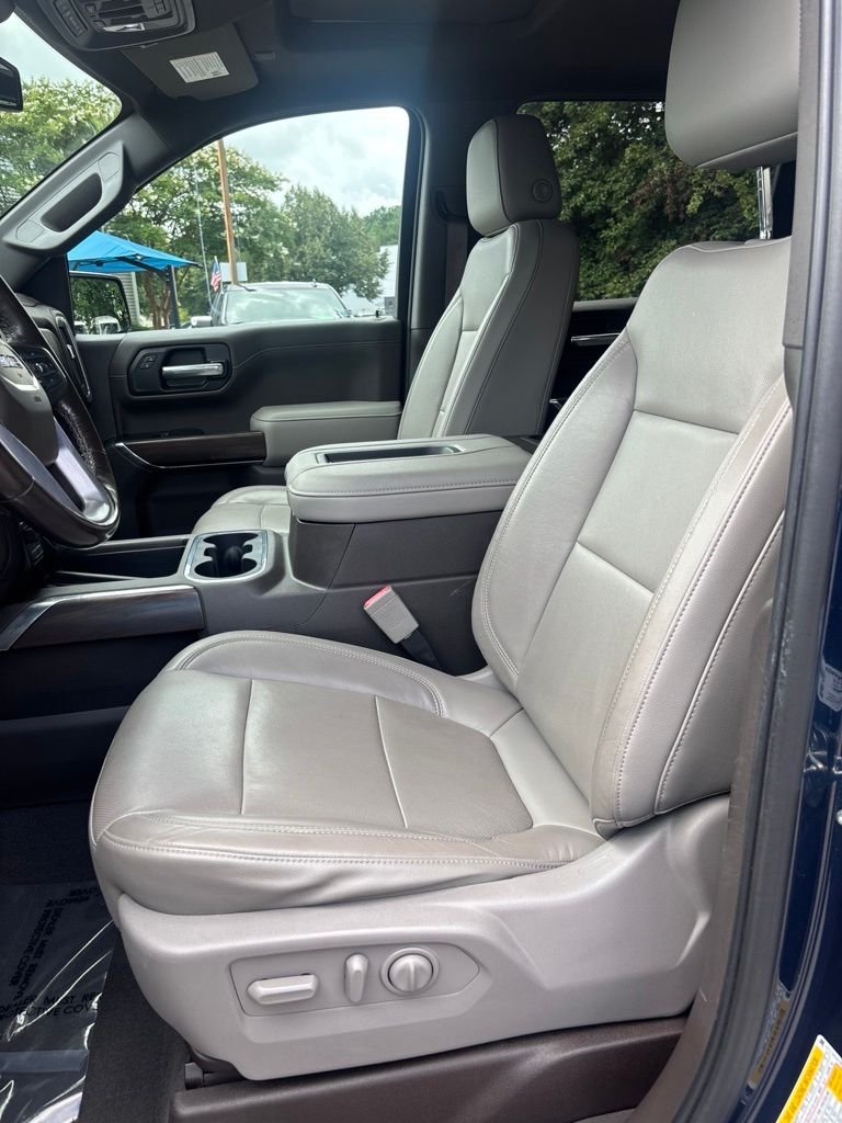 Used 2020 Blue GMC SLT image 25