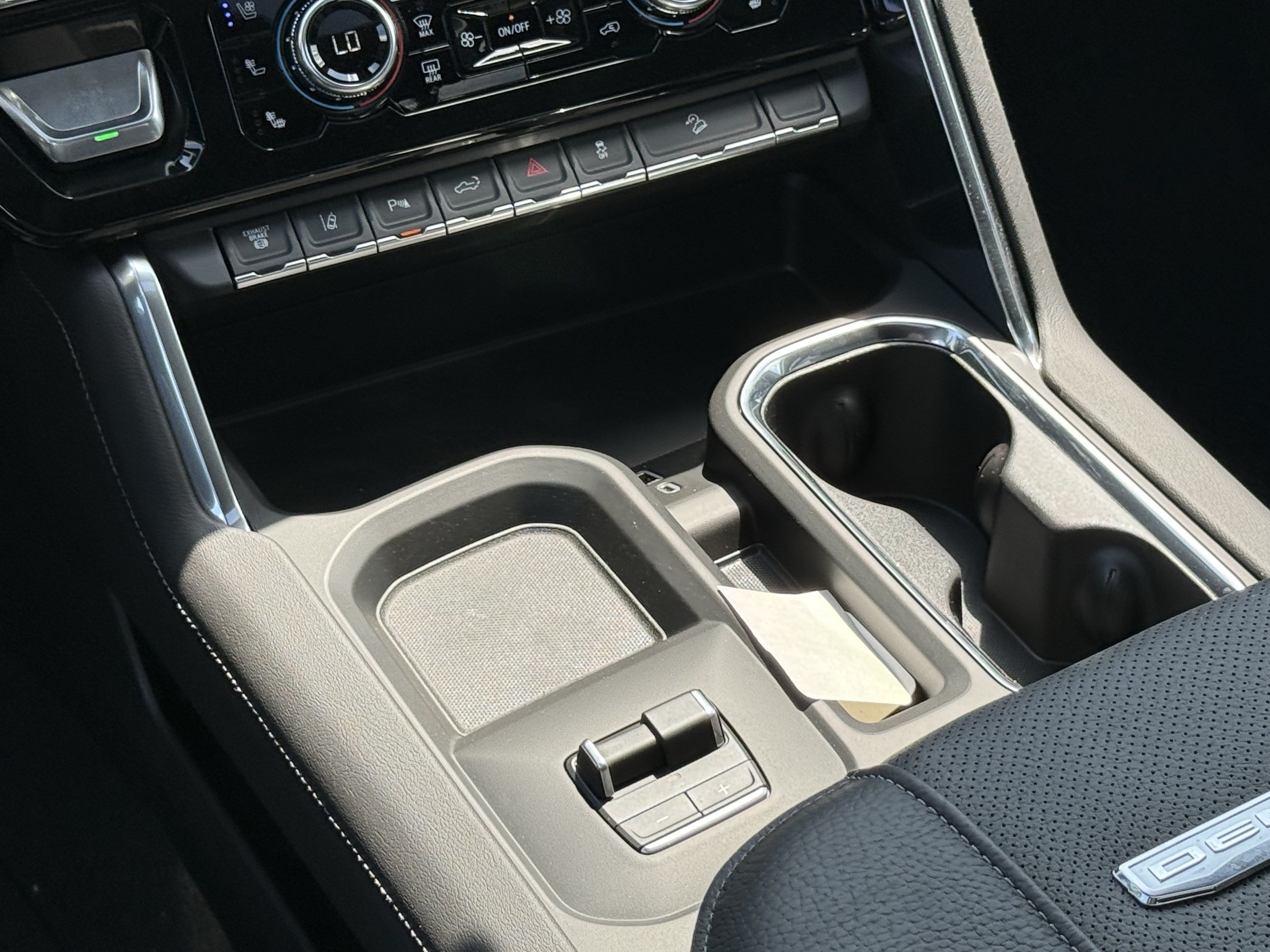 2026 GMC Sierra 2500HD Denali - Photo 14