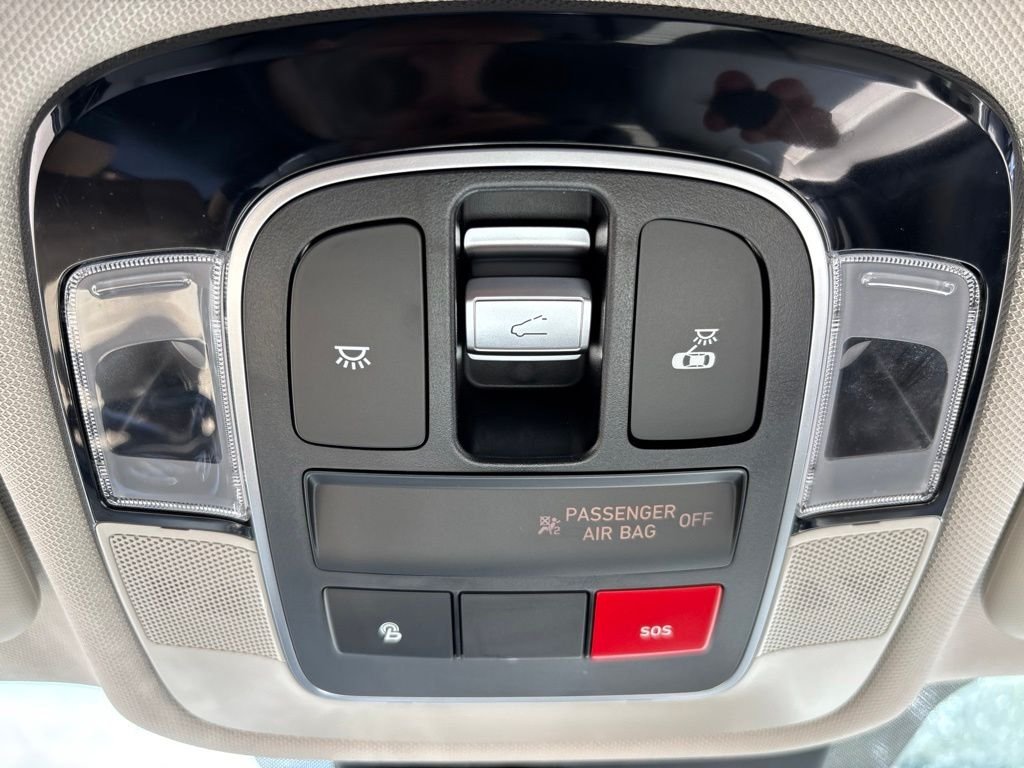 Used 2023 Silver Hyundai Limited image 21