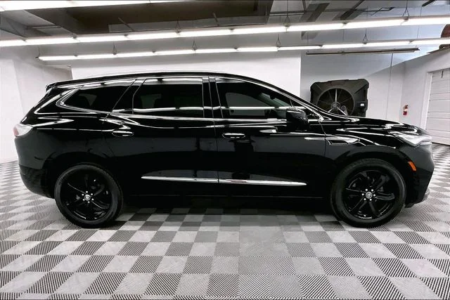 Used 2023 Ebony Twilight Metallic Buick Essence image 15