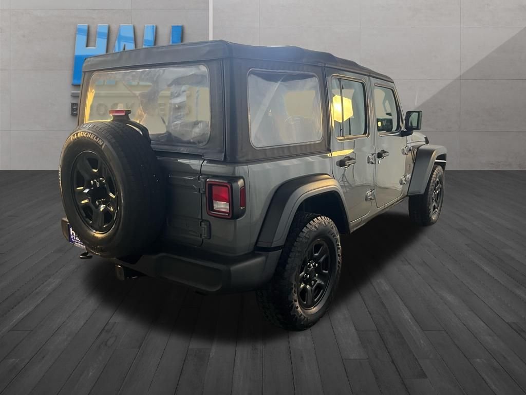 Used 2018 Gray Jeep Unlimited Sport image 6