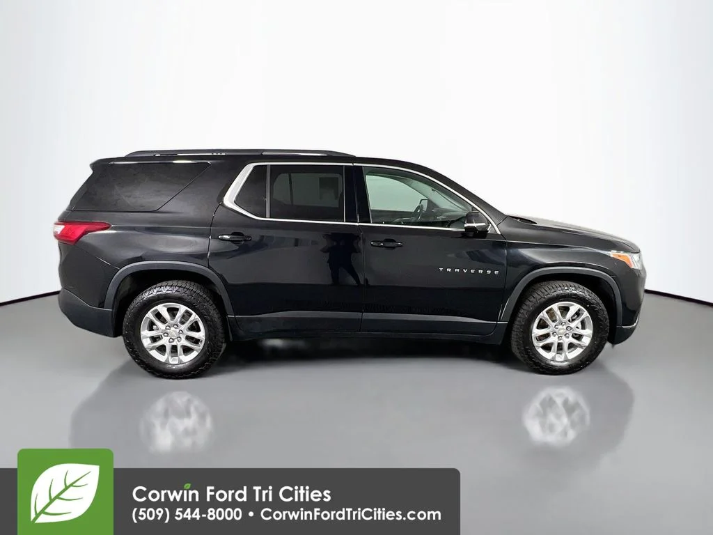 Used 2019 Mosaic Black Metallic Chevrolet LT image 19