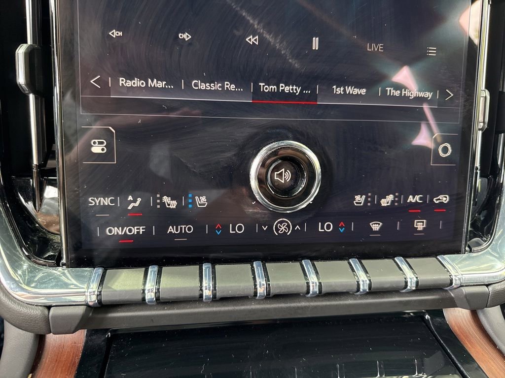 Used 2025 Sterling Metallic GMC Denali image 46