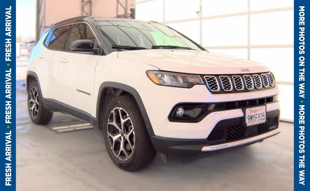 Used 2025 White Jeep Limited image 1