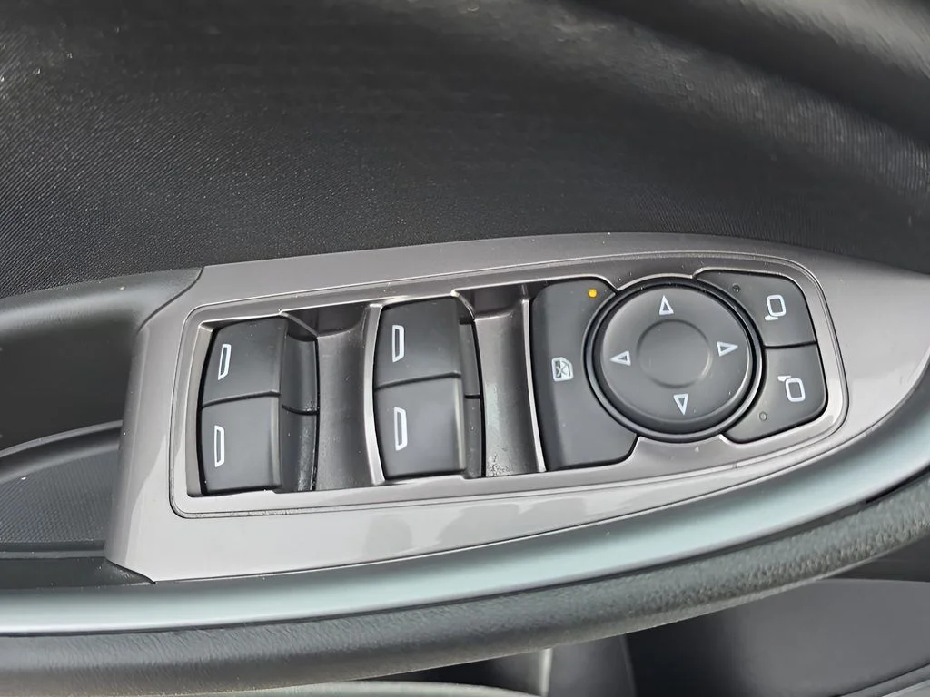 Used 2024 Summit White Chevrolet LS image 12