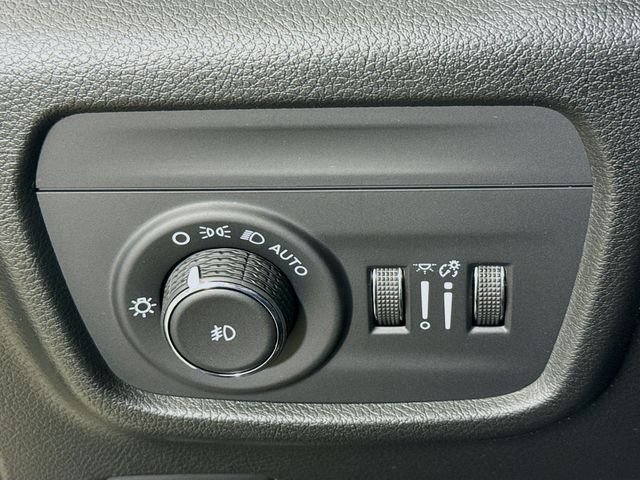 New 2026 Steel Blue Exterior Paint Jeep Limited Reserve image 10