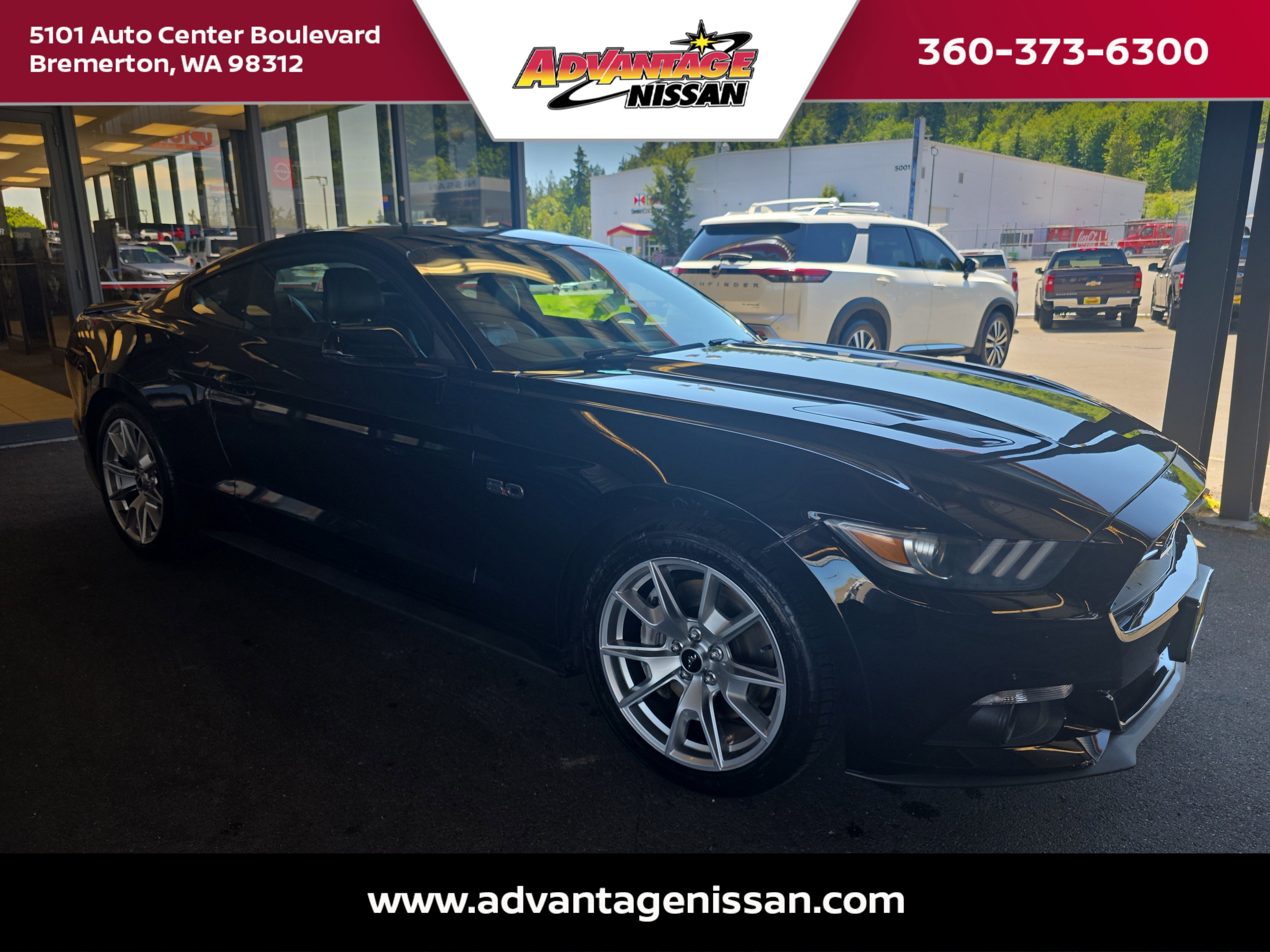 Used 2015 Black Ford GT Premium image 9