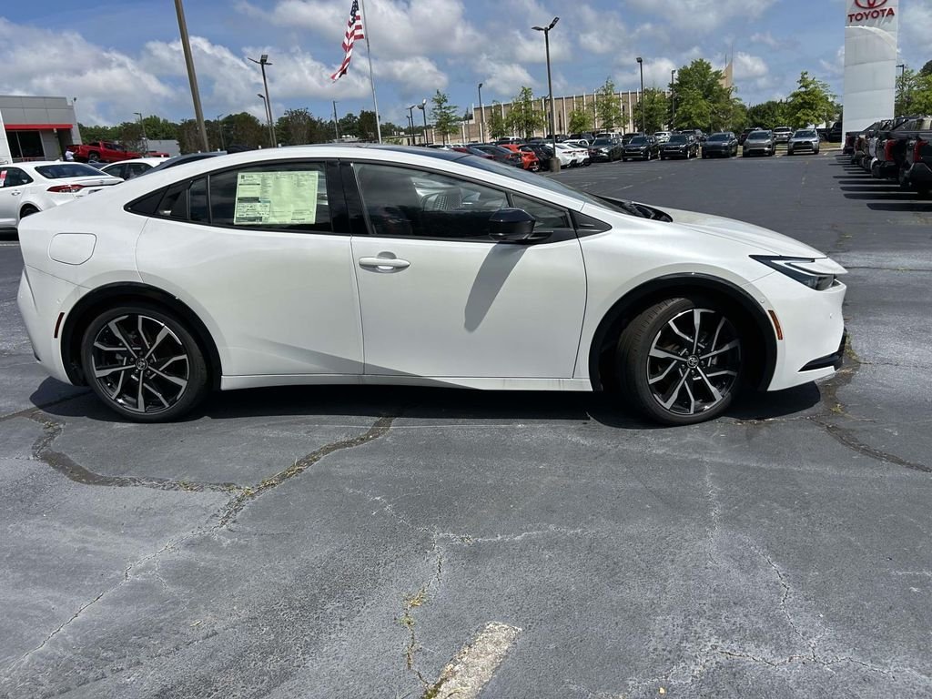 New 2026 Wind Chill Pearl Toyota XSE Premium image 2