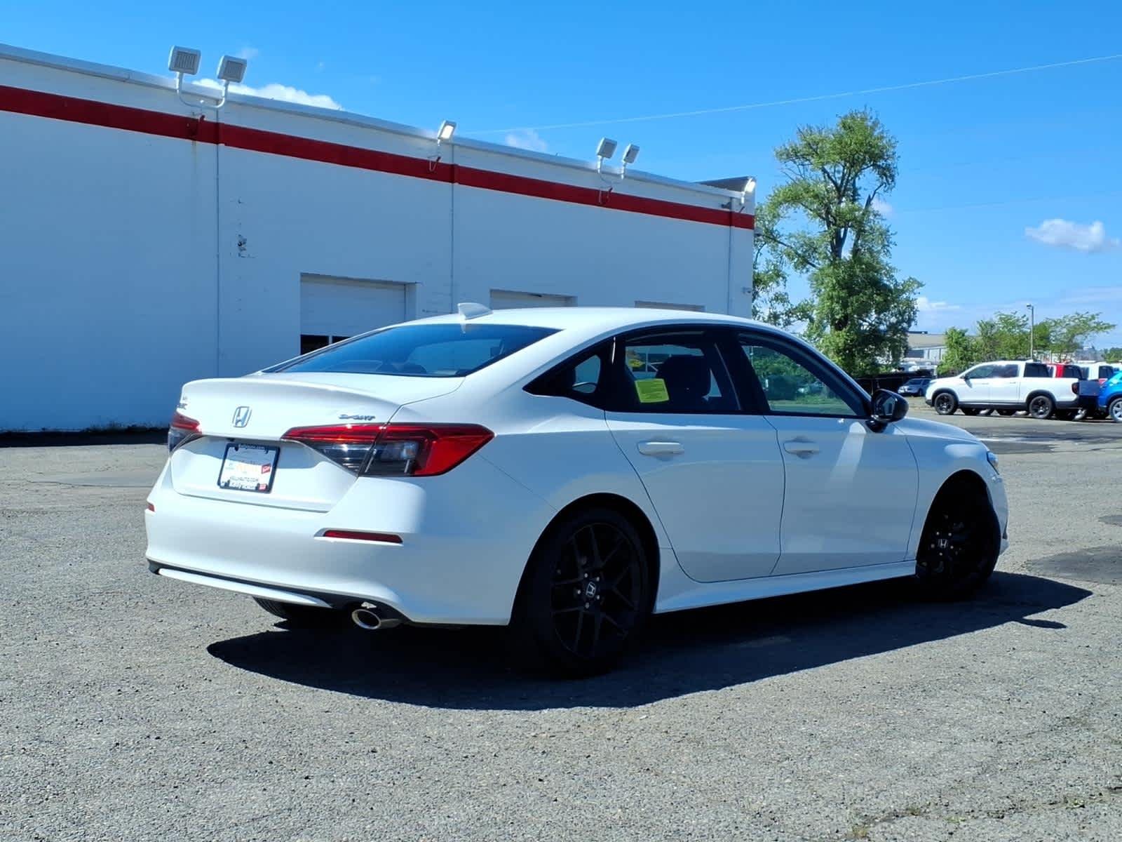 Certified Used 2023 Platinum White Pearl Honda Sport image 5