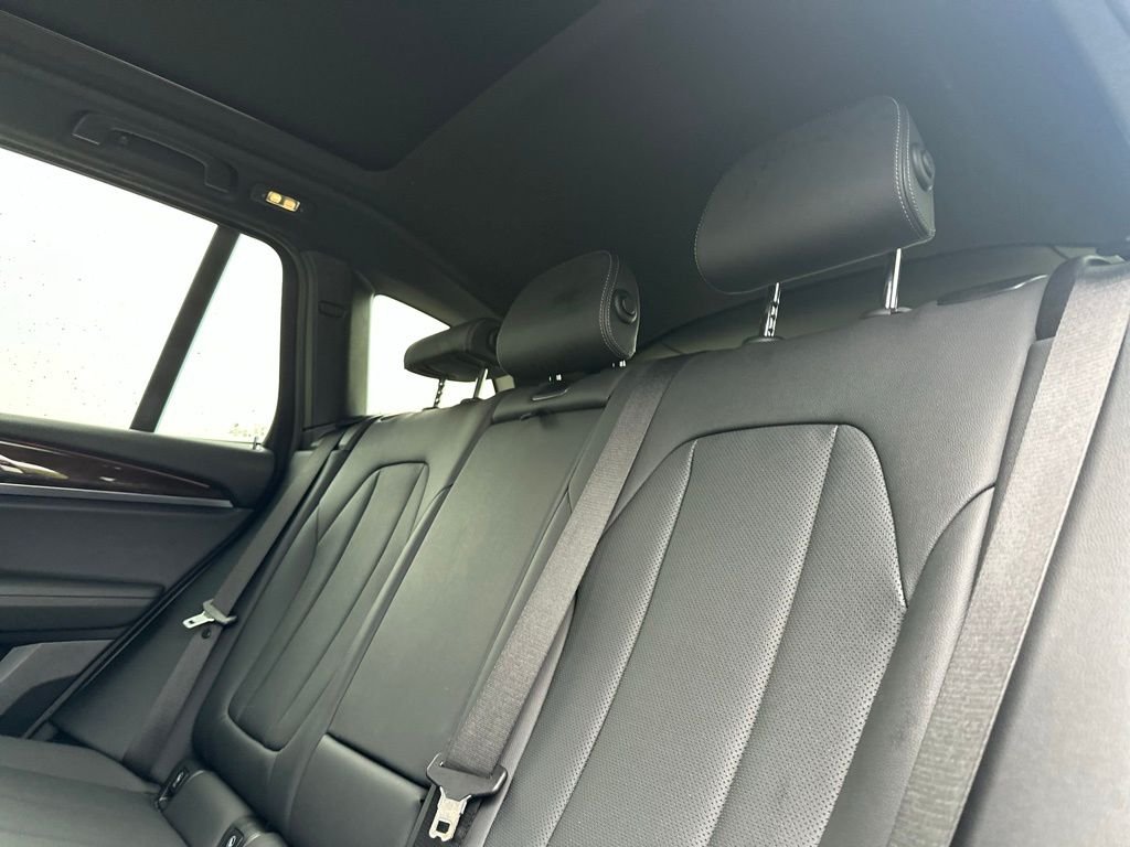 Used 2024 Skyscraper Grey Metallic BMW xDrive30i image 22