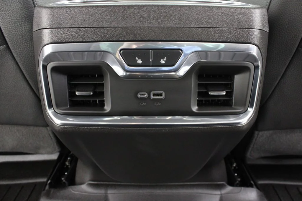 Used 2024 Silver GMC Denali image 17