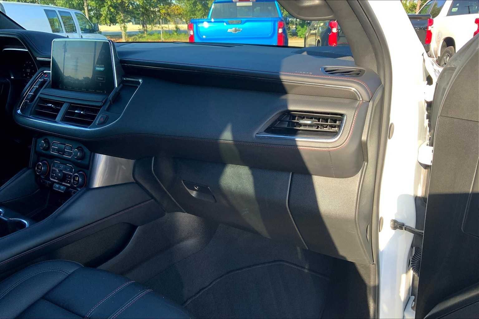 Used 2024 Summit White Chevrolet RST image 18