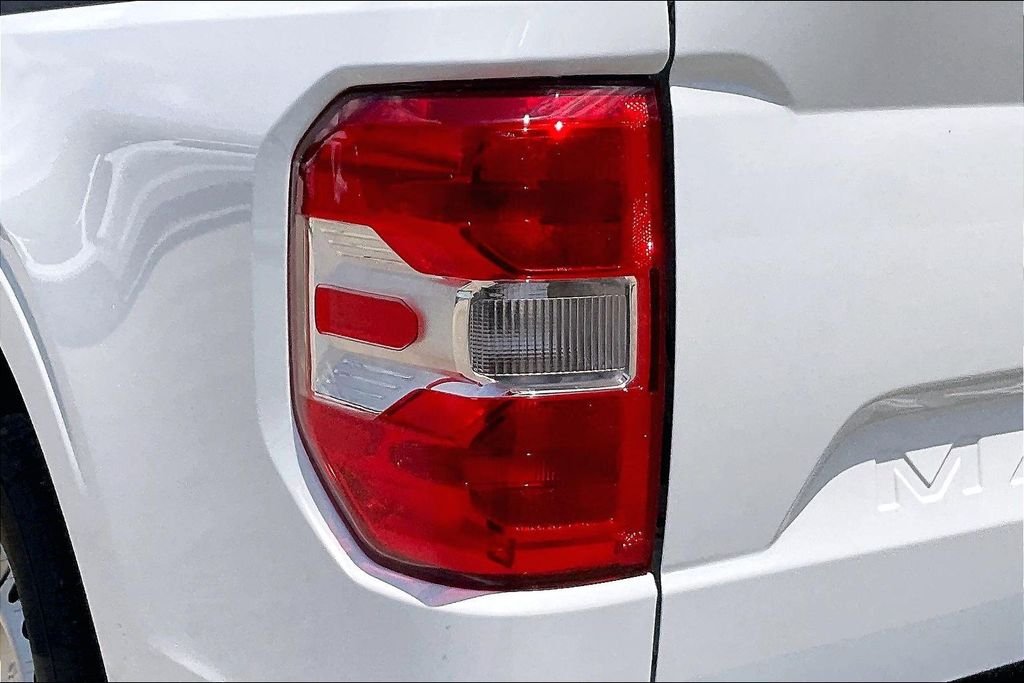 New 2026 Oxford White Ford XL image 14