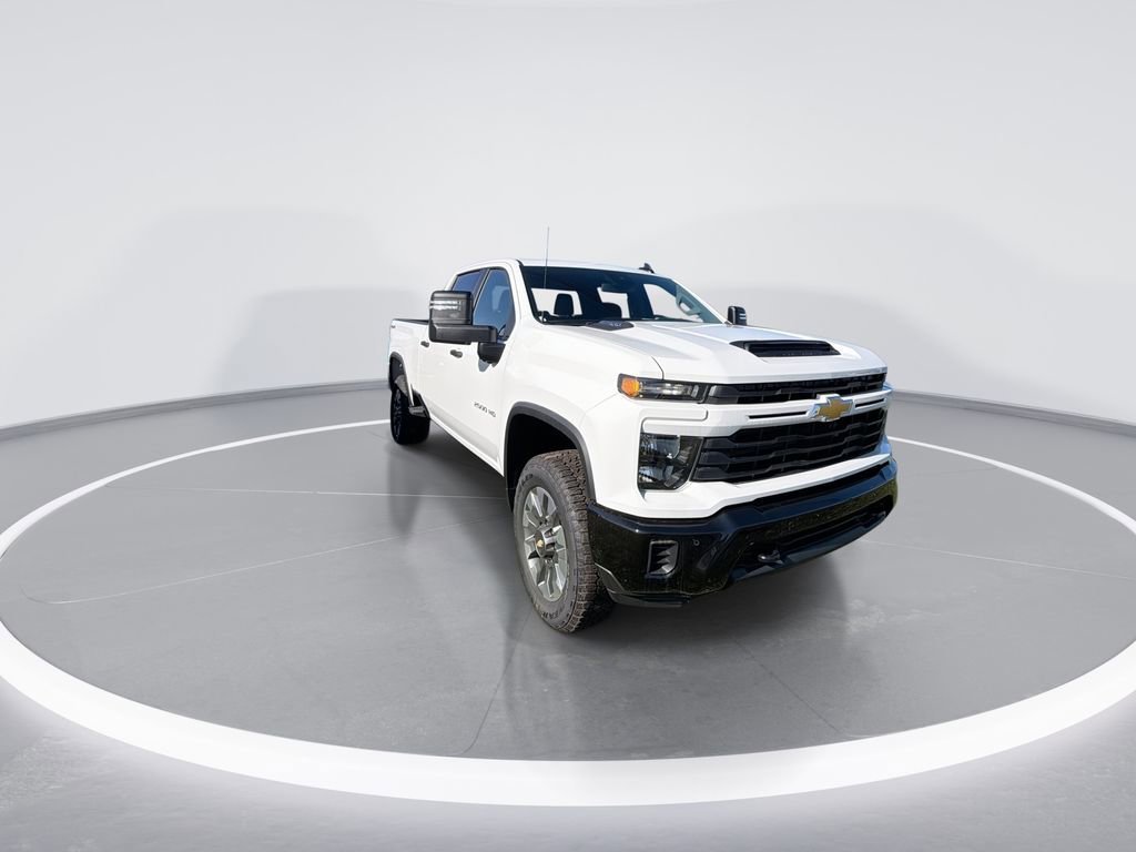 2026 Chevrolet Silverado 2500 HD Custom - Photo 2