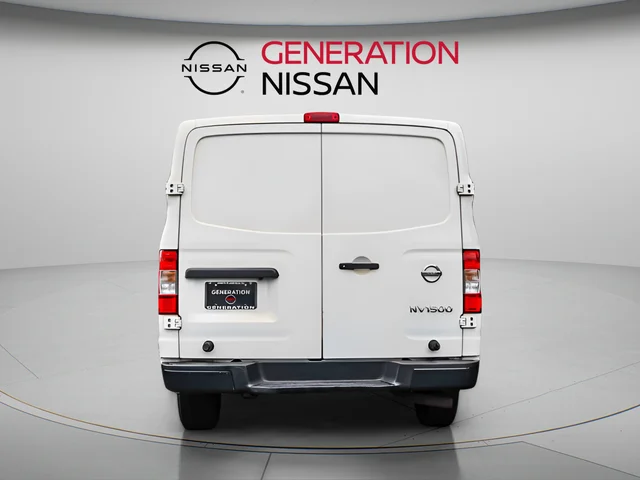 Used 2019 White Nissan S image 5