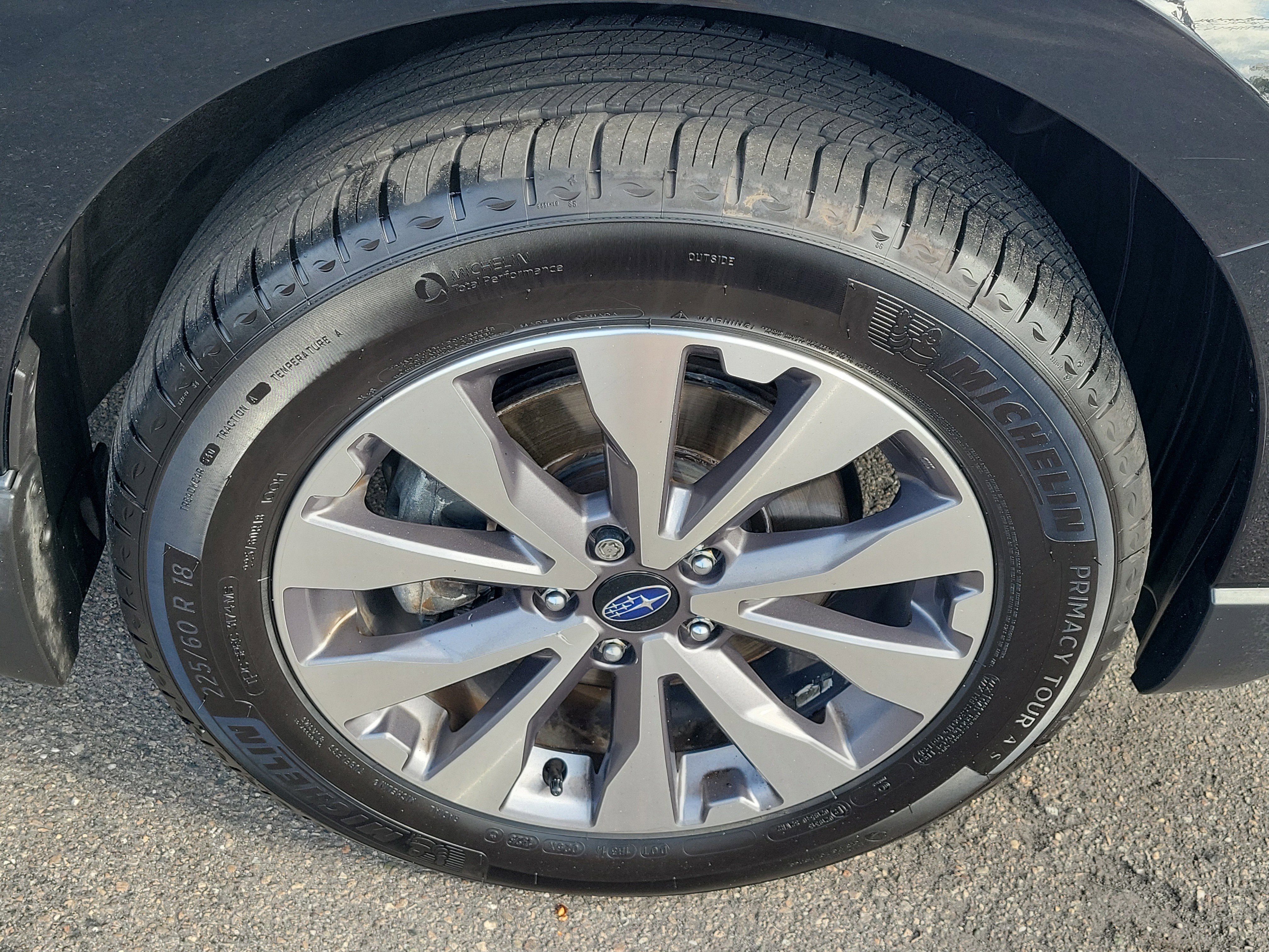 Used 2017 Crystal Black Silica Subaru Touring image 8