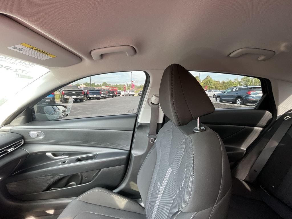 Used 2026 Black Hyundai SE image 11