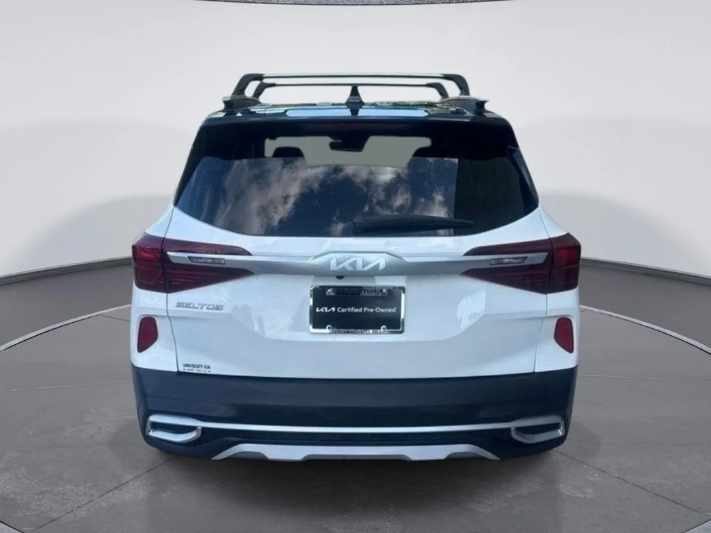 Used 2023 White Kia S image 6