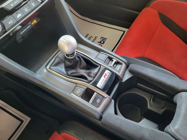 Used 2017  Honda Type R Touring image 16